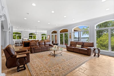 Luxury Villa Photo #10