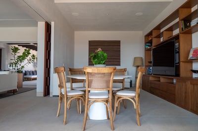 Luxury Villa Photo #11