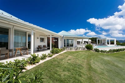 Luxury Villa Photo #13