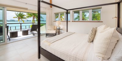 Luxury Villa Photo #15
