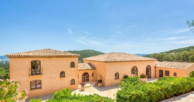Luxury Villa Photo #7
