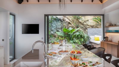 Luxury Villa Photo #26