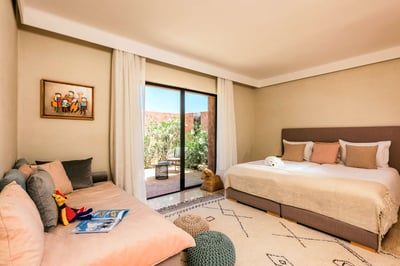 Luxury Villa Photo #17