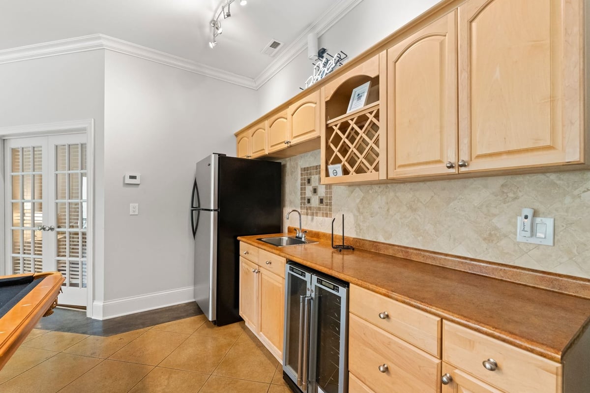 The Lookout Lakehouse