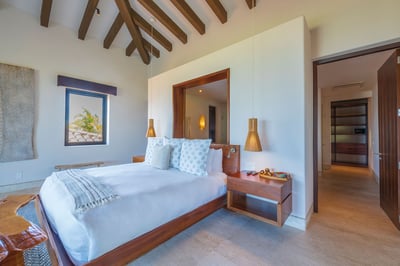 Luxury Villa Photo #57