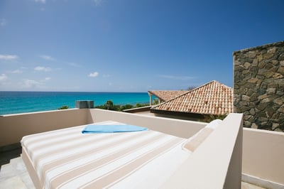 Luxury Villa Photo #22