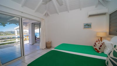 Luxury Villa Photo #24