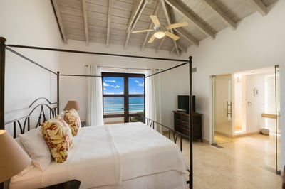 Luxury Villa Photo #21