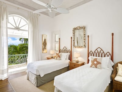 Luxury Villa Photo #21