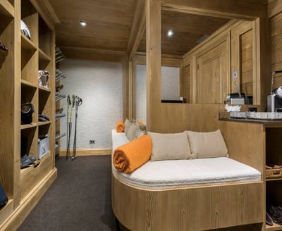 Luxury Villa Photo #16