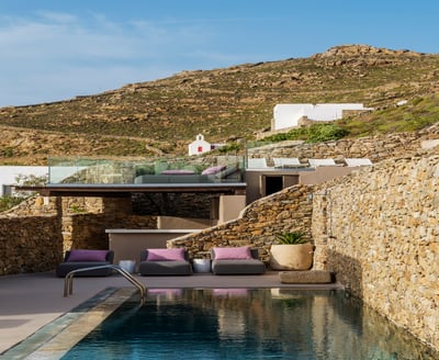 Luxury Villa Photo #6