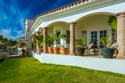 Luxury Villa Photo #36