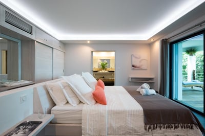 Luxury Villa Photo #33