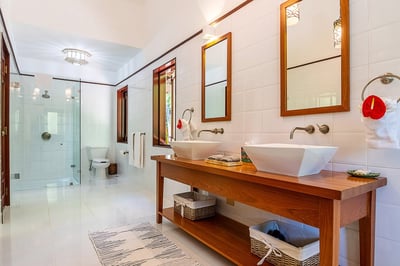 Luxury Villa Photo #19