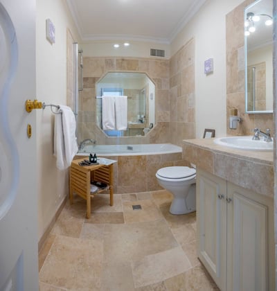 Luxury Villa Photo #27