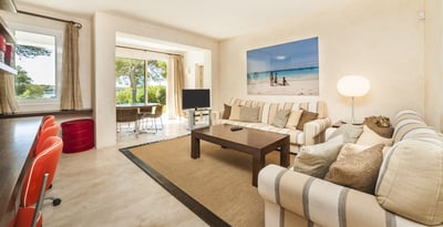 Luxury Villa Photo #23