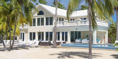 Luxury Villa Photo #4