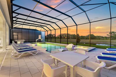 Luxury Villa Photo #3