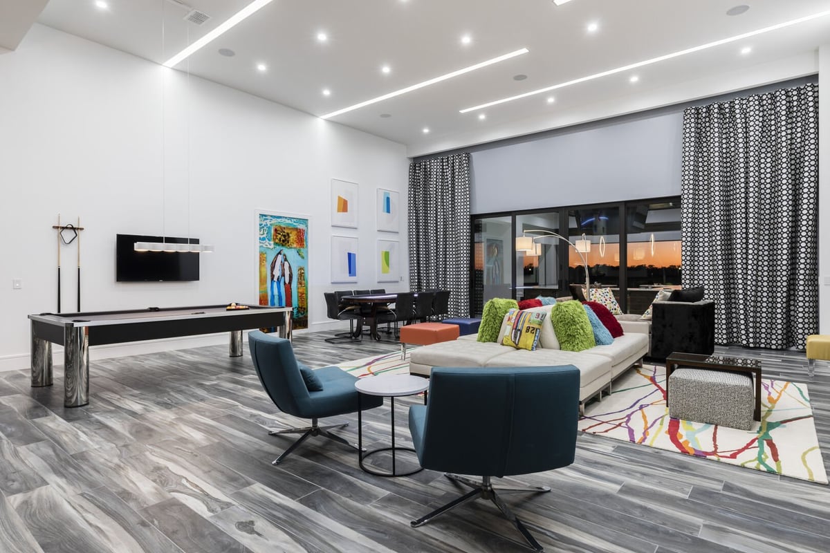 Unforgettable Utopia