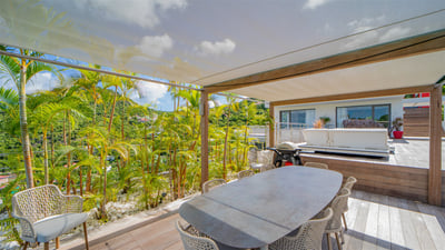 Luxury Villa Photo #15