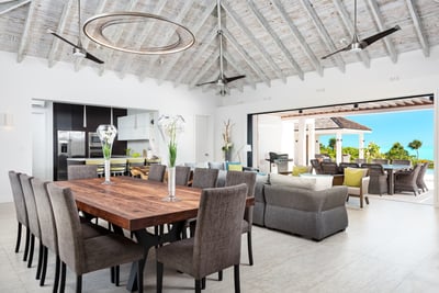 Luxury Villa Photo #26