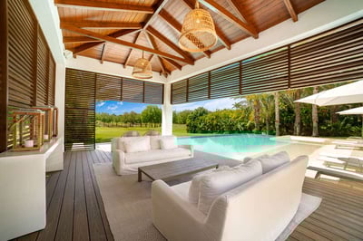 Luxury Villa Photo #5