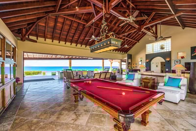 Luxury Villa Photo #33