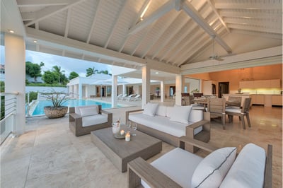 Luxury Villa Photo #11