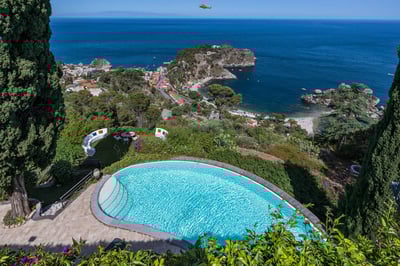 Luxury Villa Photo #6