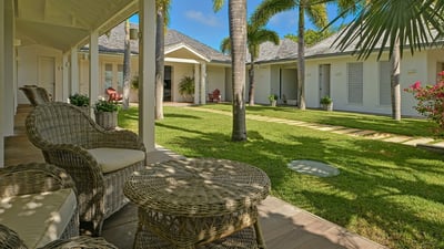 Luxury Villa Photo #21