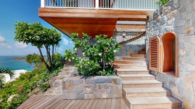 Luxury Villa Photo #13