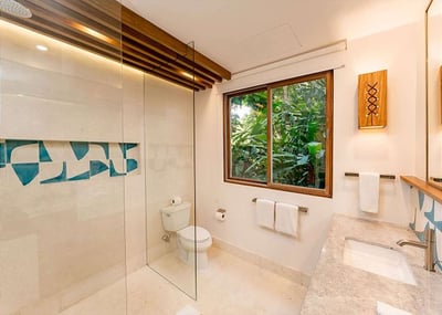 Luxury Villa Photo #39