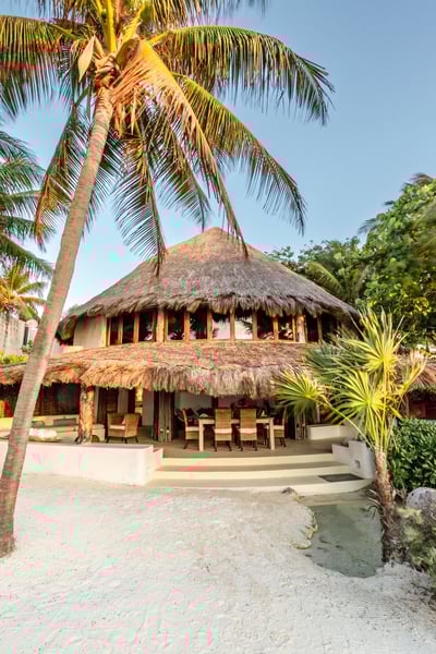 Luxury Villa Photo #6