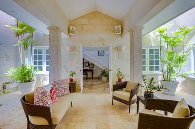 Luxury Villa Photo #43