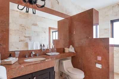 Luxury Villa Photo #54