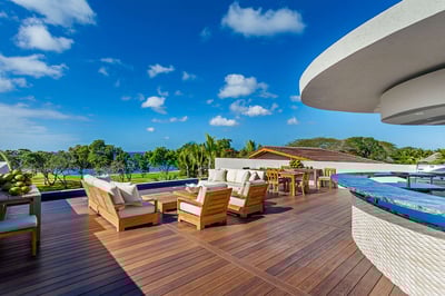 Luxury Villa Photo #10