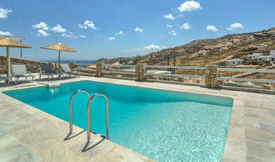 Luxury Villa Photo #4