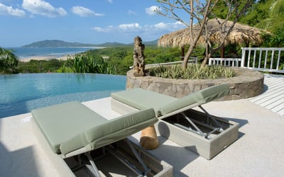 Luxury Villa Photo #6