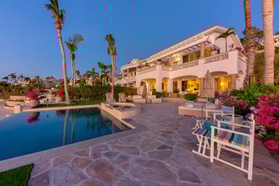 Luxury Villa Photo #7