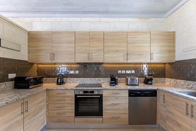 Forest Hills 33 | Paradise Villa