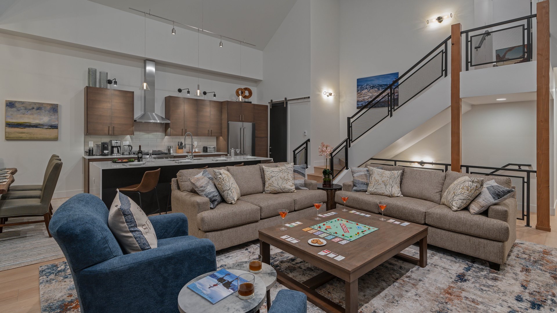 Uptown House - 2