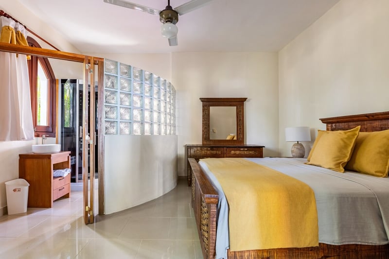 Colonial Beach Villa