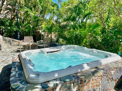 Luxury Villa Photo #9