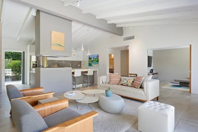 Luxury Villa Photo #15