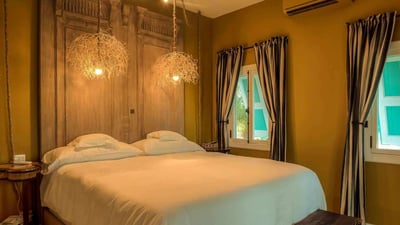 Luxury Villa Photo #13