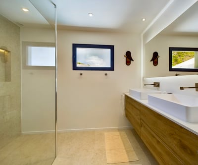 Luxury Villa Photo #26