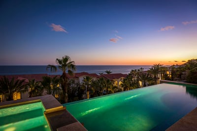 Luxury Villa Photo #8