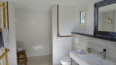 Luxury Villa Photo #26