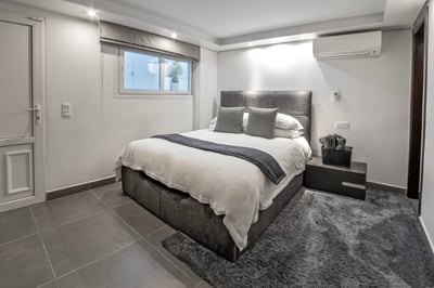 Luxury Villa Photo #47