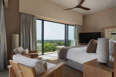 Luxury Villa Photo #23